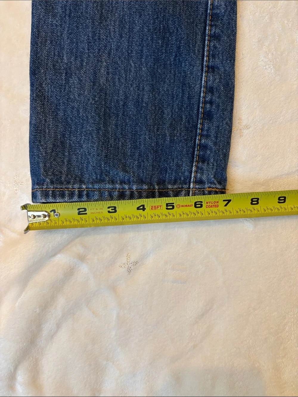 Classic 501 Levi's Men's Straight Jeans - Deep Blue Denim 100% Cotton    28X32